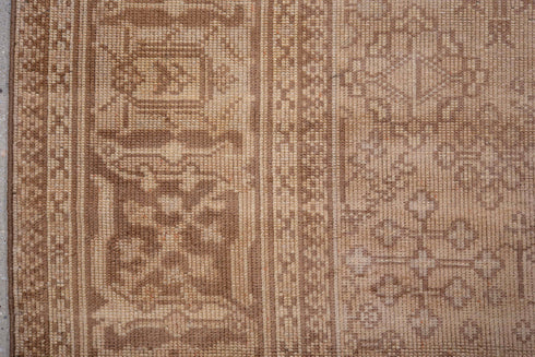 Antique Sivas Area Rug (6' x 10')